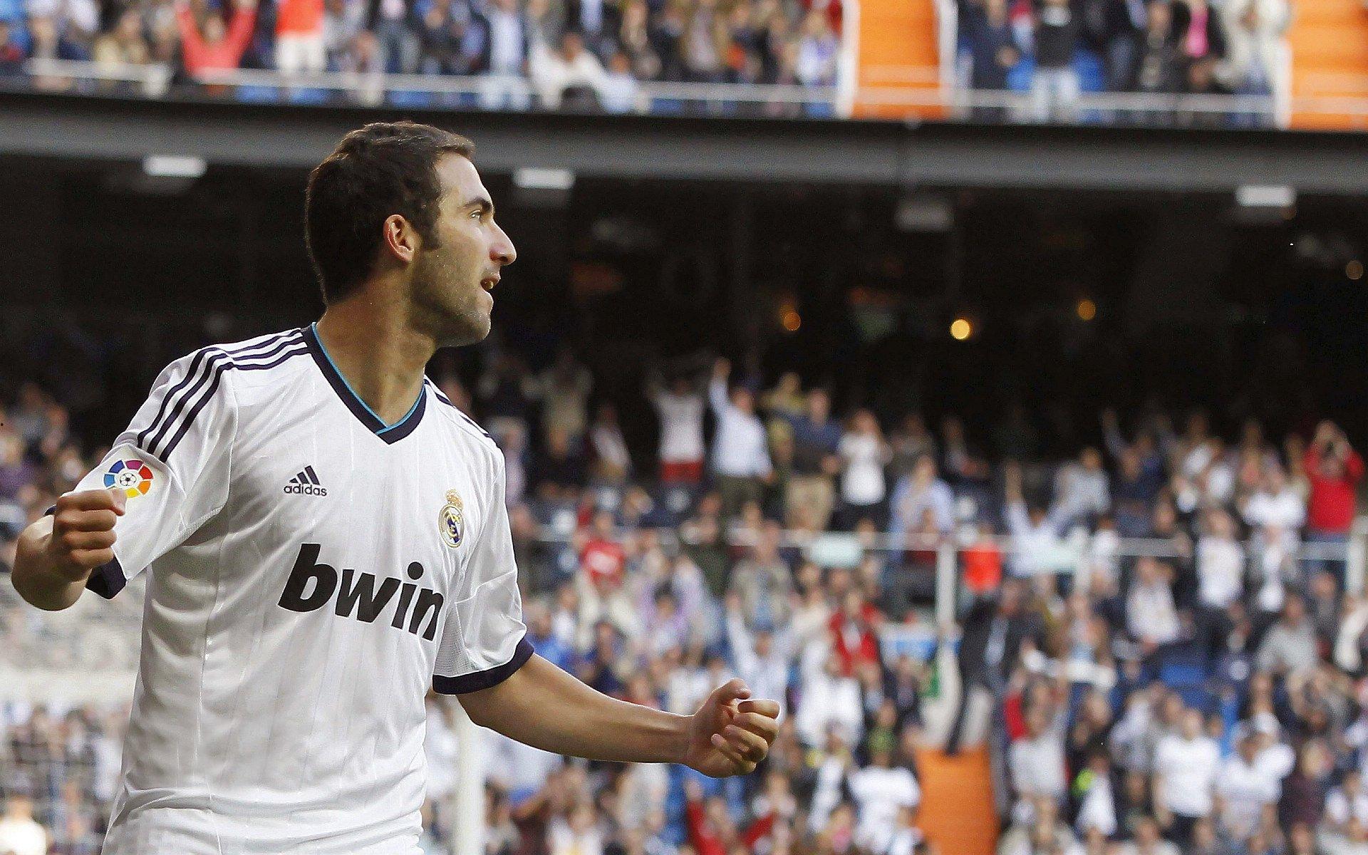 凯恩火力全开完美适配新体系，图赫尔时代启航斩获三连胜